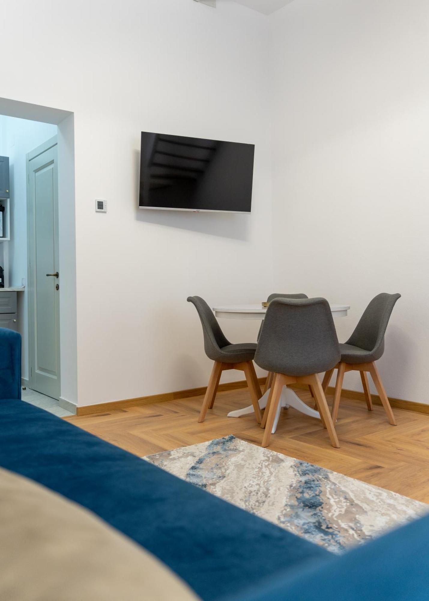 Poema Apartment Oradea Exterior photo